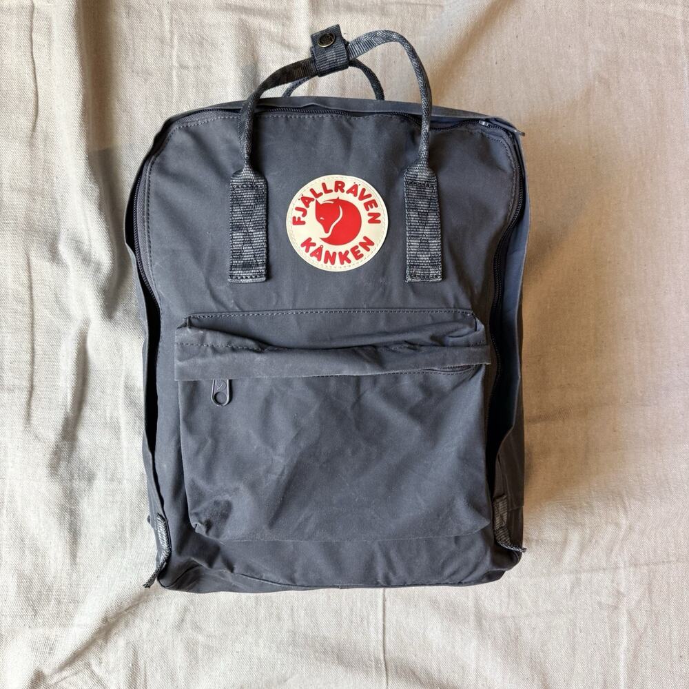 Fjallraven Kanken Backpack Gray Graphite Hiking Outdoors Everyday Travel Read